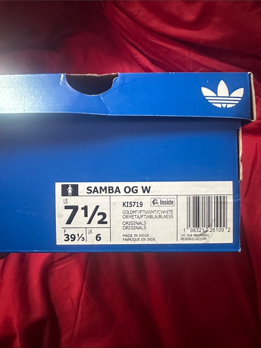 Adidas Samba Metallic Gold Low-Top Sneakers with White Stripes BRAND NEW! - Picture 5 of 6